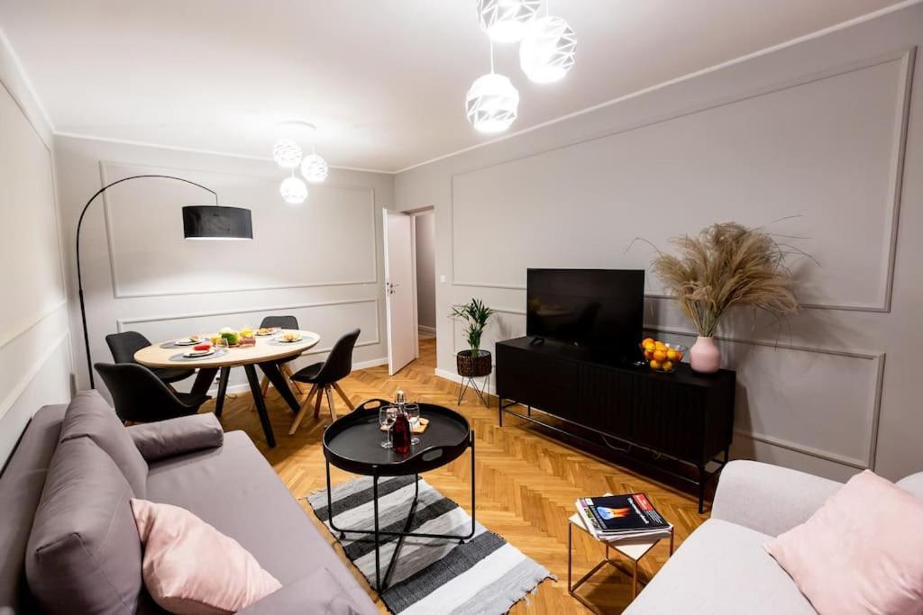 Apartamento Elegant, Comfortable In The Heart Of Warsaw! Exterior foto