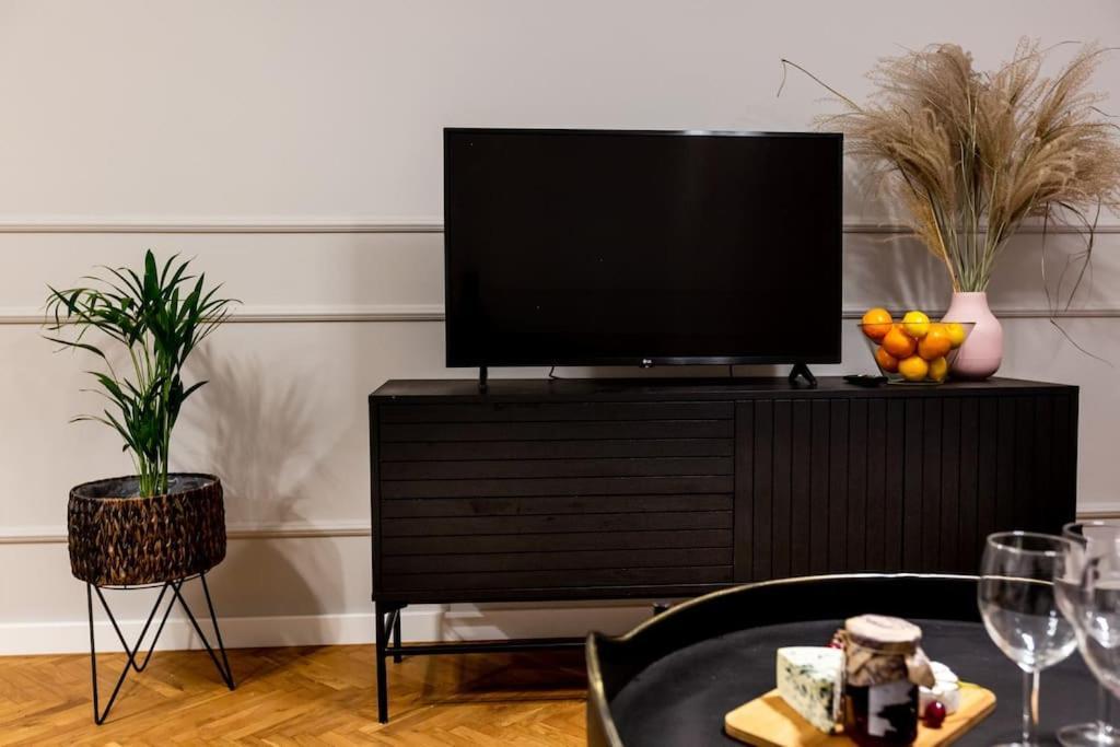Apartamento Elegant, Comfortable In The Heart Of Warsaw! Exterior foto