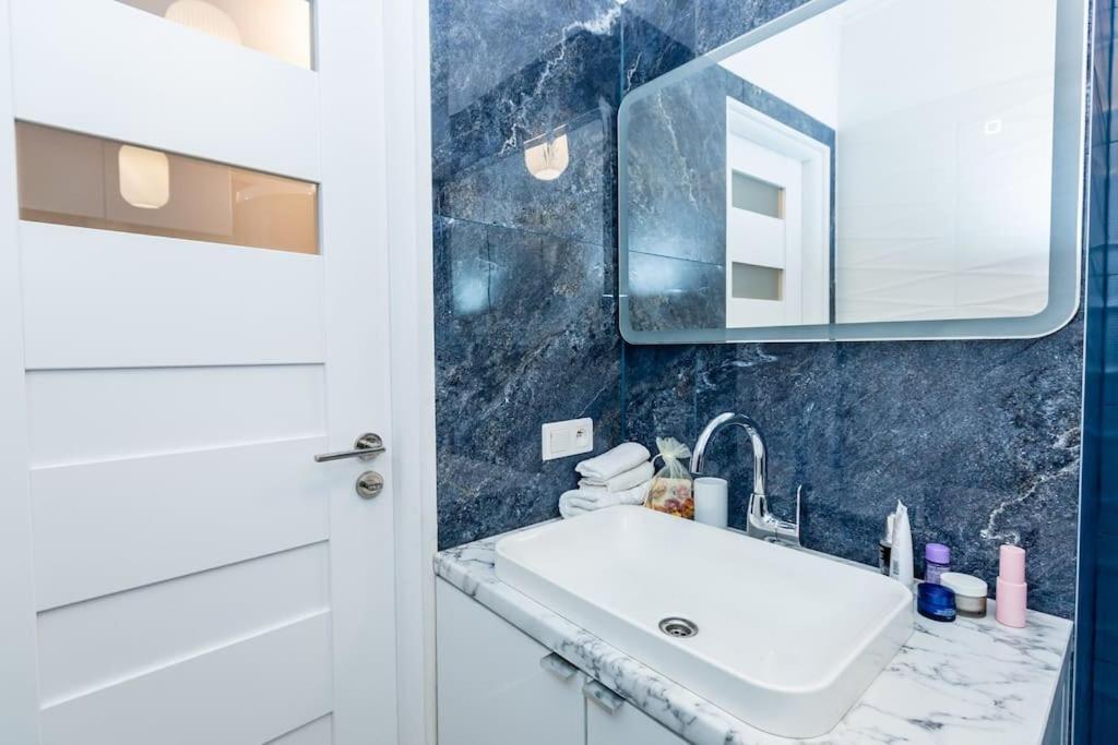 Apartamento Elegant, Comfortable In The Heart Of Warsaw! Exterior foto