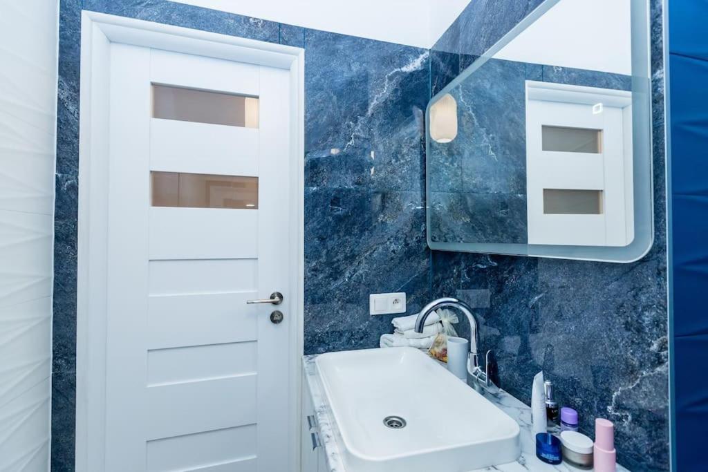 Apartamento Elegant, Comfortable In The Heart Of Warsaw! Exterior foto
