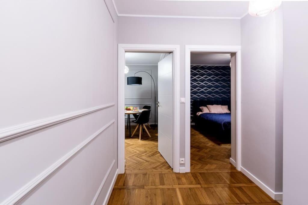 Apartamento Elegant, Comfortable In The Heart Of Warsaw! Exterior foto