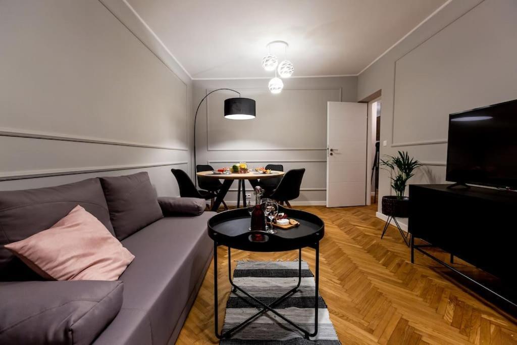 Apartamento Elegant, Comfortable In The Heart Of Warsaw! Exterior foto